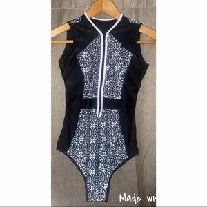 High Waisted Swimwear One piece Swimsuit Zipper Front XL New